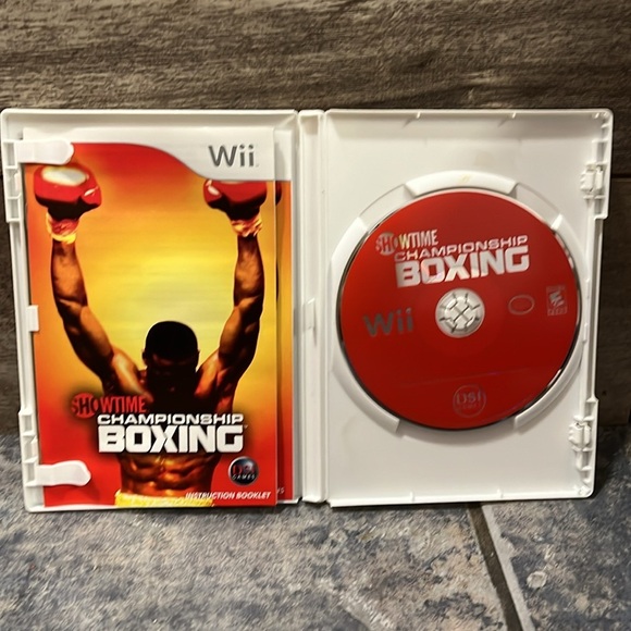5 for $60 - Showtime Championship Boxing for Wii - Picture 2 of 4